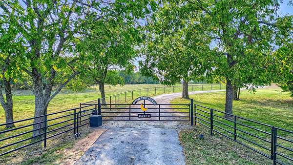 61.2 Acres of Land with Home for Sale in Gainesville, Texas