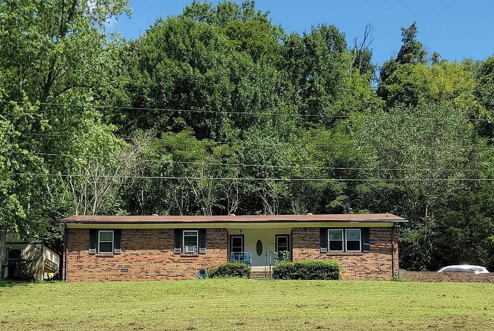 2 Acres of Land with Home for Sale in Carthage, Tennessee