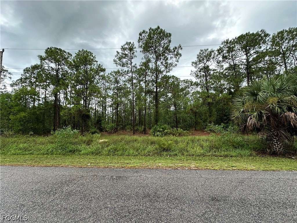 0.5 Acres of Residential Land for Sale in Lehigh Acres, Florida
