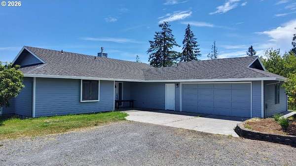 3 Acres of Land with Home for Sale in Rainier, Oregon