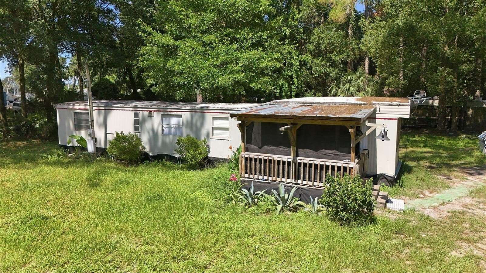 0.32 Acres of Residential Land for Sale in Paisley, Florida