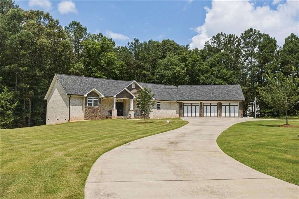 3 Acres of Land with Home for Sale in Dallas, Georgia