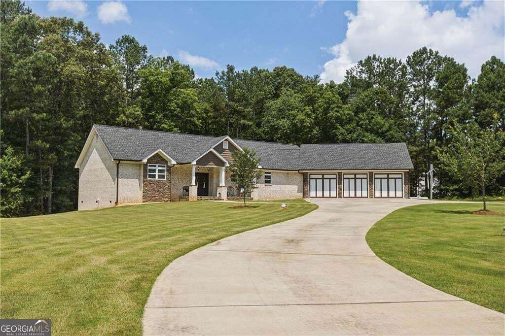 3 Acres of Land with Home for Sale in Dallas, Georgia