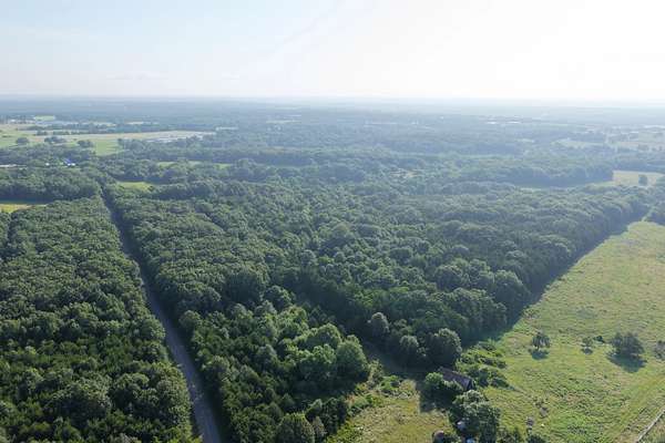 134 Acres of Agricultural Land for Sale in Stover, Missouri