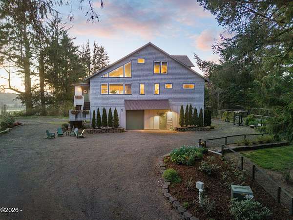 3.52 Acres of Land with Home for Sale in Cloverdale, Oregon