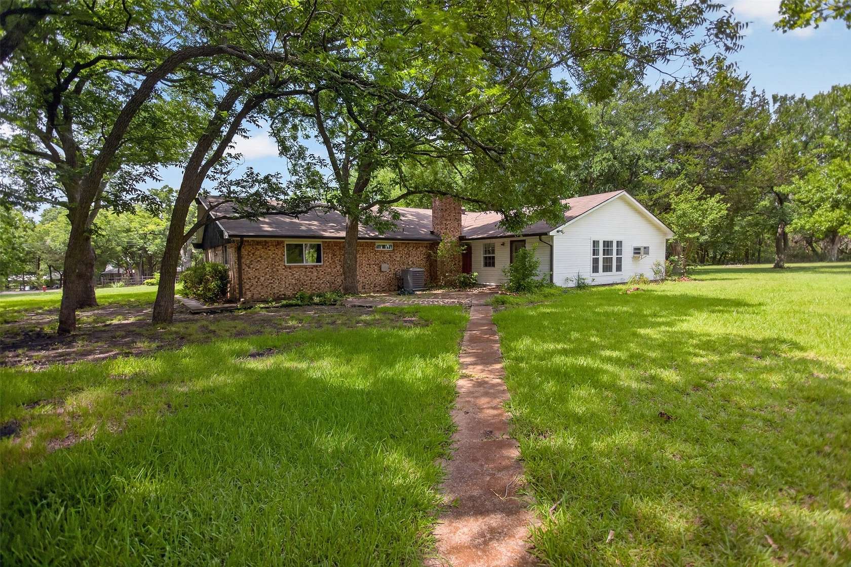 5 Acres of Land with Home for Sale in Ovilla, Texas