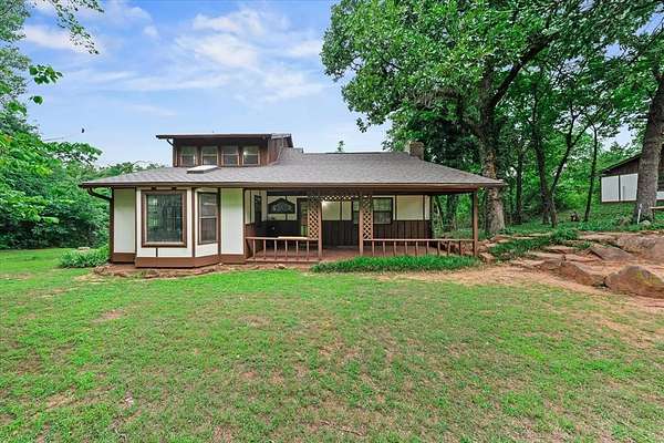 3.14 Acres of Land with Home for Sale in Guthrie, Oklahoma