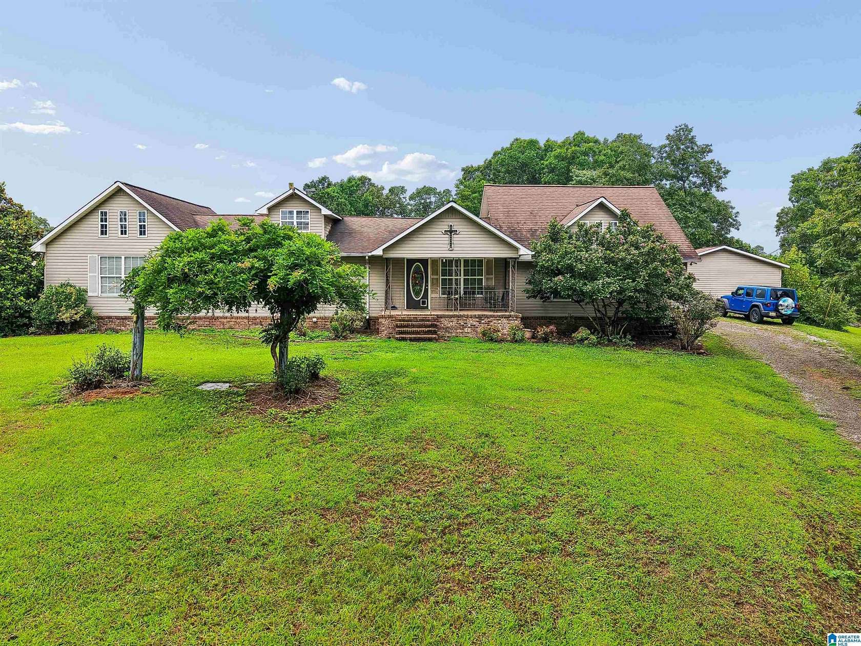 40 Acres of Land with Home for Sale in Jasper, Alabama