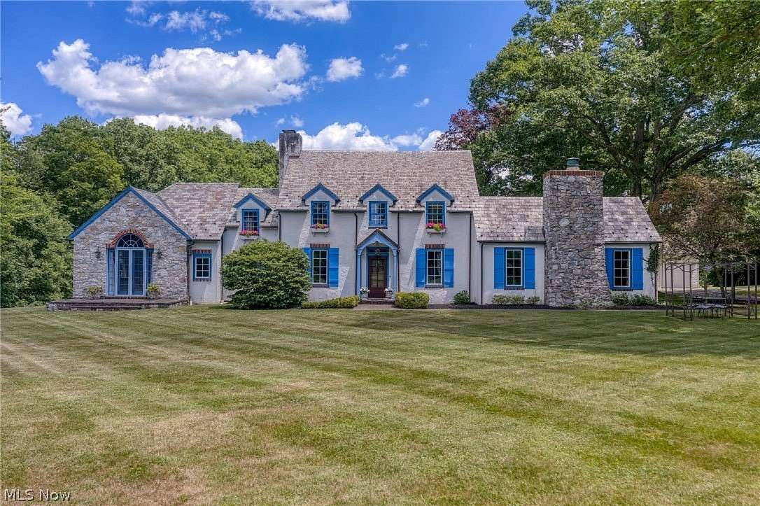 5.53 Acres of Land with Home for Sale in Solon, Ohio