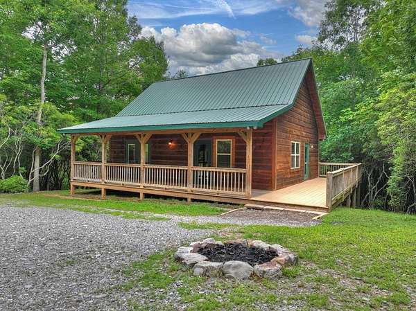 3.25 Acres of Land with Home for Sale in Mineral Bluff, Georgia