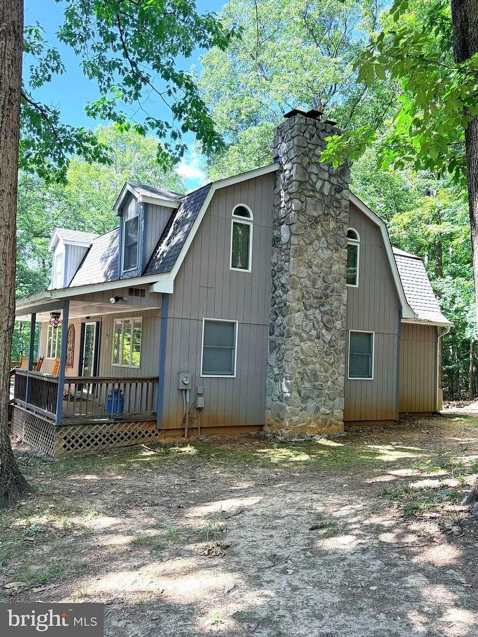 2 Acres of Land with Home for Sale in Harpers Ferry, West Virginia