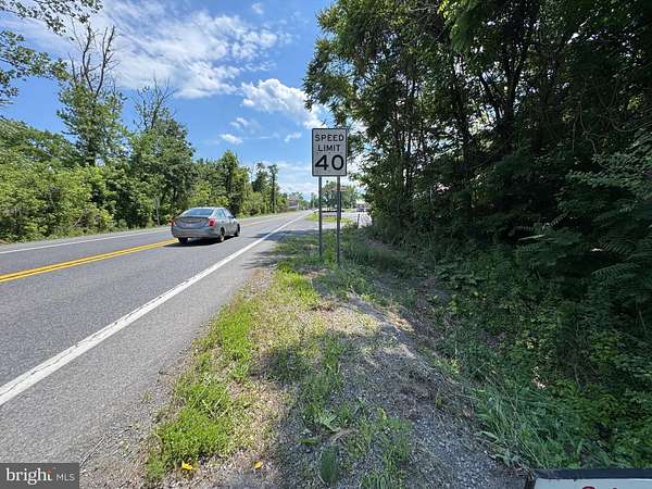 89.4 Acres of Mixed-Use Land for Sale in Berkeley Springs, West Virginia