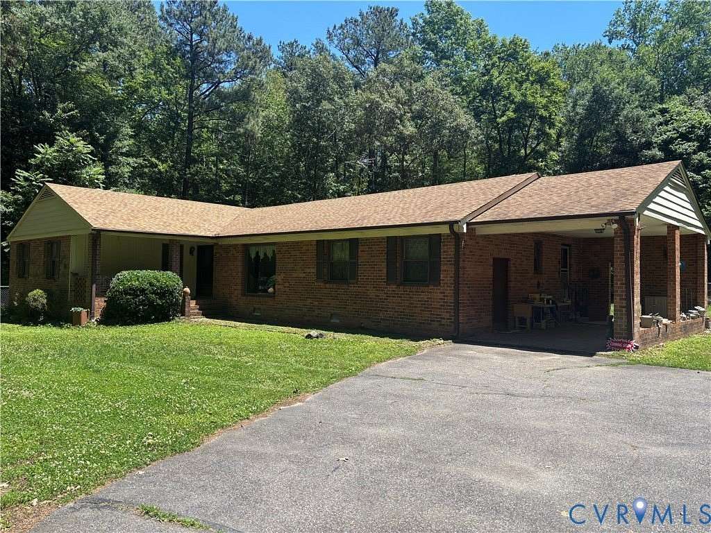 8.2 Acres of Land with Home for Sale in Mechanicsville, Virginia