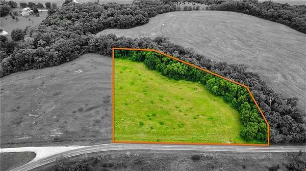 5 Acres of Land for Sale in Lathrop, Missouri