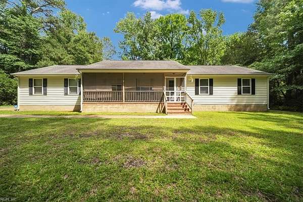 4.43 Acres of Land with Home for Sale in Hayes, Virginia