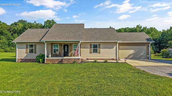 1.5 Acres of Land with Home for Sale in Wartburg, Tennessee