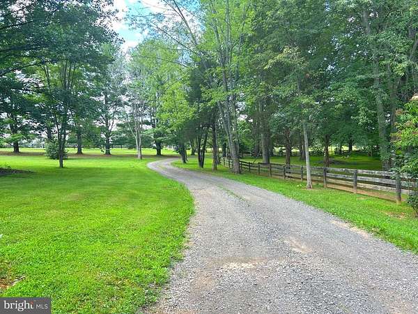 10 Acres of Land with Home for Sale in Amissville, Virginia