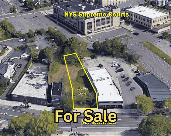 0.17 Acres of Mixed-Use Land for Sale in Riverhead, New York