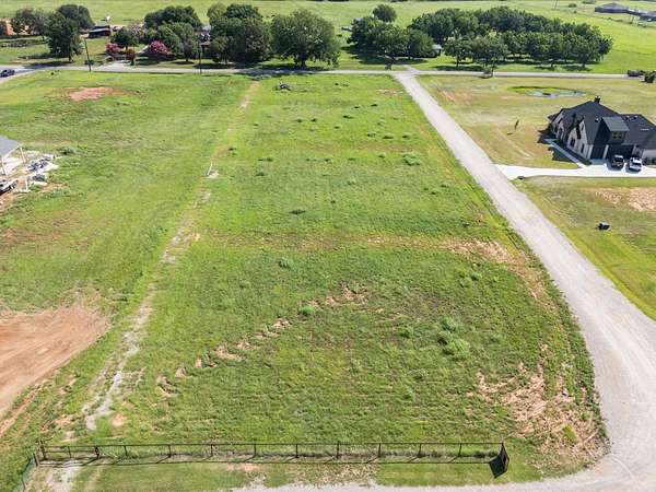 2 Acres of Residential Land for Sale in Weatherford, Texas