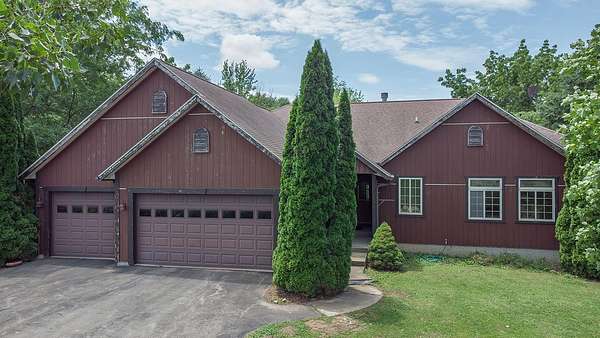 5 Acres of Land with Home for Sale in Thomson, Illinois