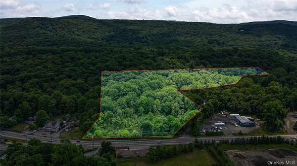 5.49 Acres of Mixed-Use Land for Sale in Cold Spring, New York