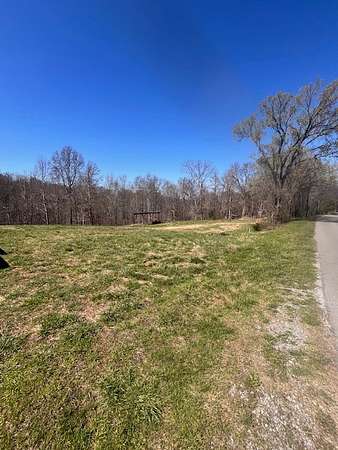 3.75 Acres of Residential Land for Sale in Charlotte, Tennessee