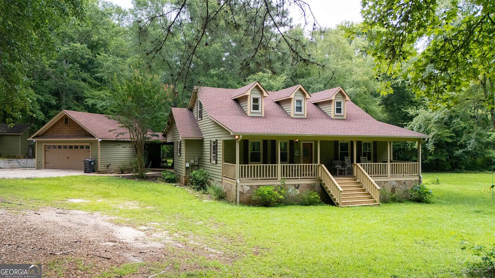10.6 Acres of Recreational Land with Home for Sale in LaGrange, Georgia