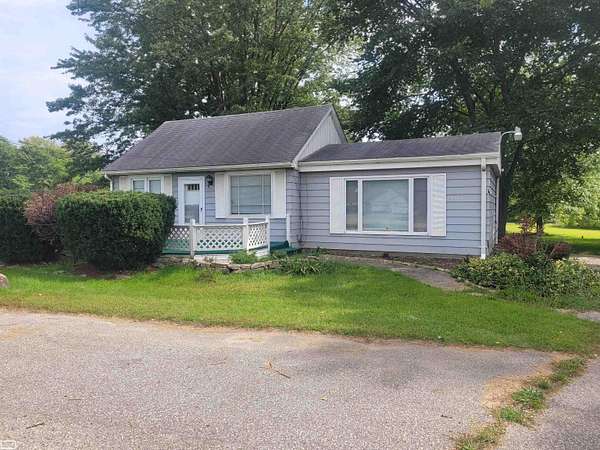1.53 Acres of Improved Mixed-Use Land for Lease in Chesterfield, Michigan