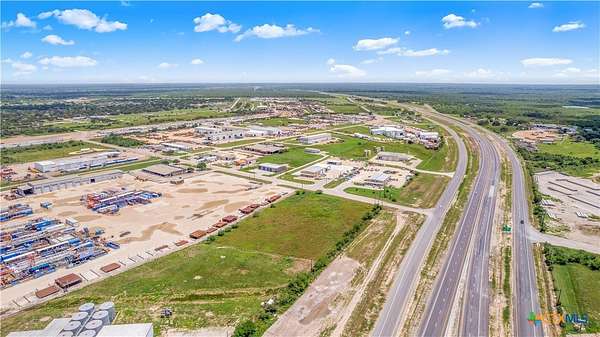 3.47 Acres of Commercial Land for Sale in Victoria, Texas