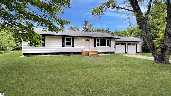 2.4 Acres of Land with Home for Sale in Cadillac, Michigan