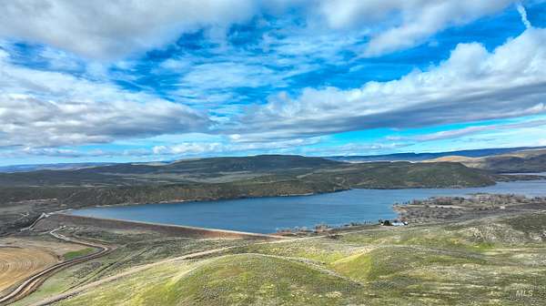 21.4 Acres of Recreational Land for Sale in Vale, Oregon