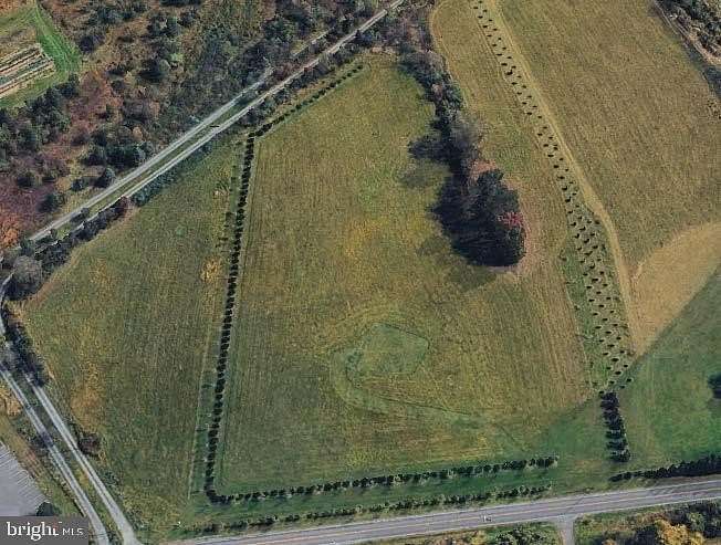 9 Acres of Residential Land for Sale in Pipersville, Pennsylvania