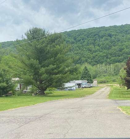 32.6 Acres of Commercial Land for Sale in Lockwood, New York