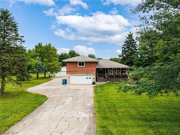 2 Acres of Land with Home for Sale in Wellington, Ohio