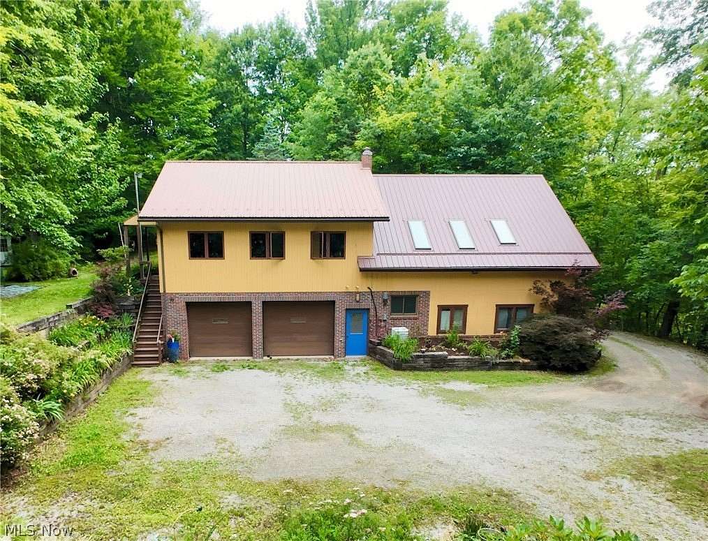 8.46 Acres of Land with Home for Auction in Millersburg, Ohio