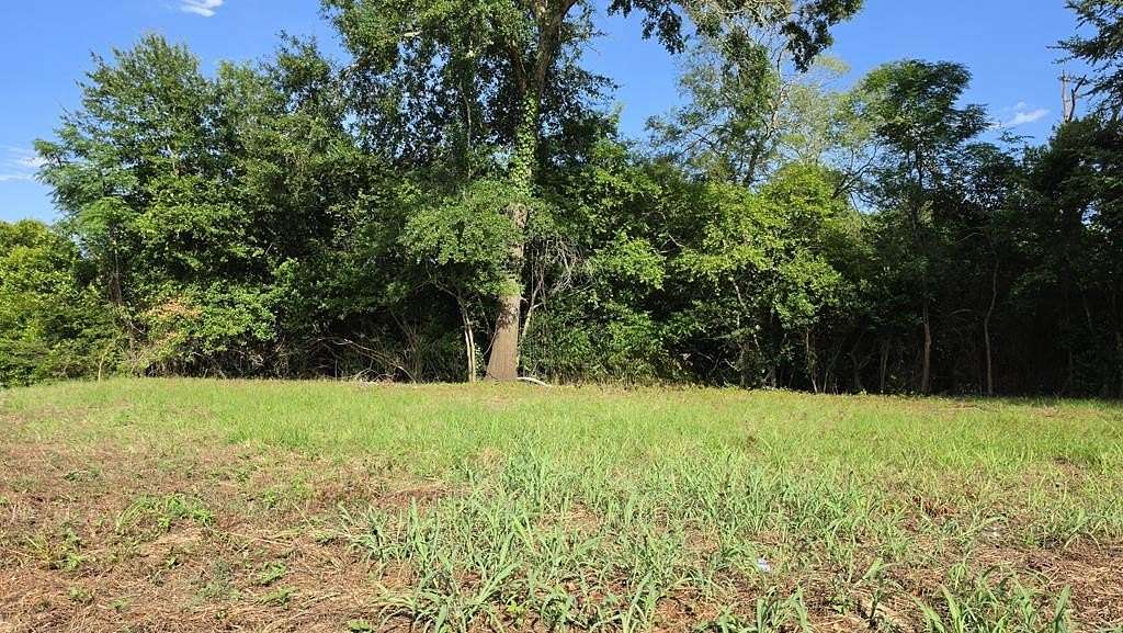0.74 Acres of Land for Sale in Nacogdoches, Texas