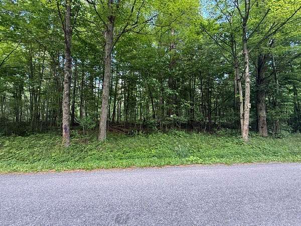 46 Acres of Recreational Land for Sale in Conneaut Lake, Pennsylvania