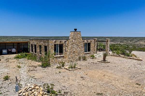 933 Acres of Land for Sale in Dryden, Texas