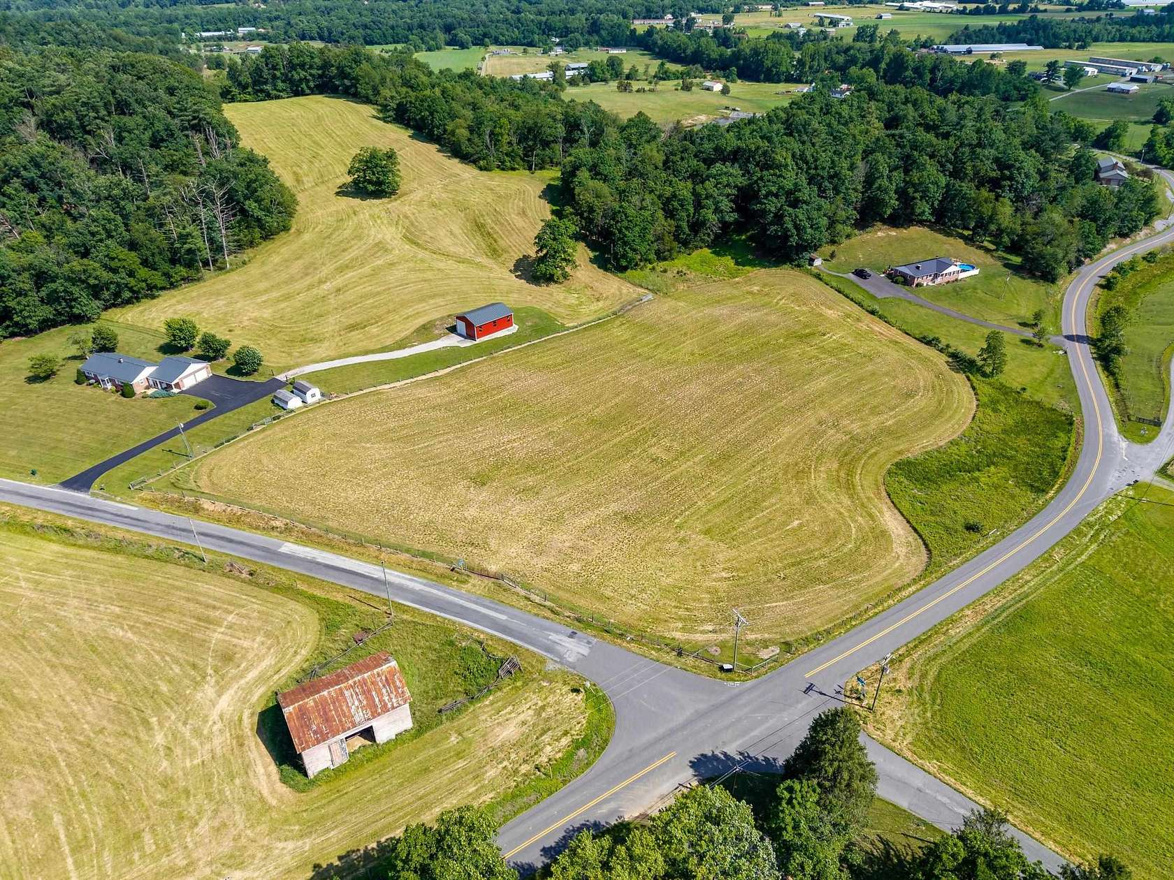 4.58 Acres of Land for Sale in Fulks Run, Virginia