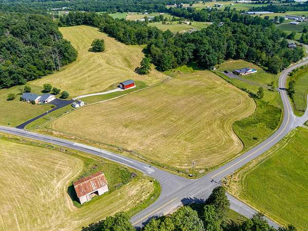 4.58 Acres of Land for Sale in Fulks Run, Virginia