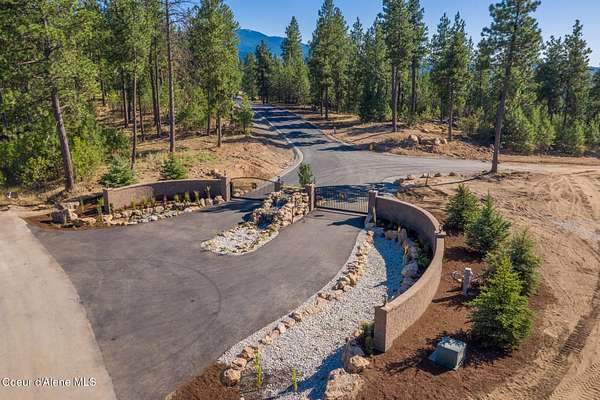 3.84 Acres of Residential Land for Sale in Liberty Lake, Washington