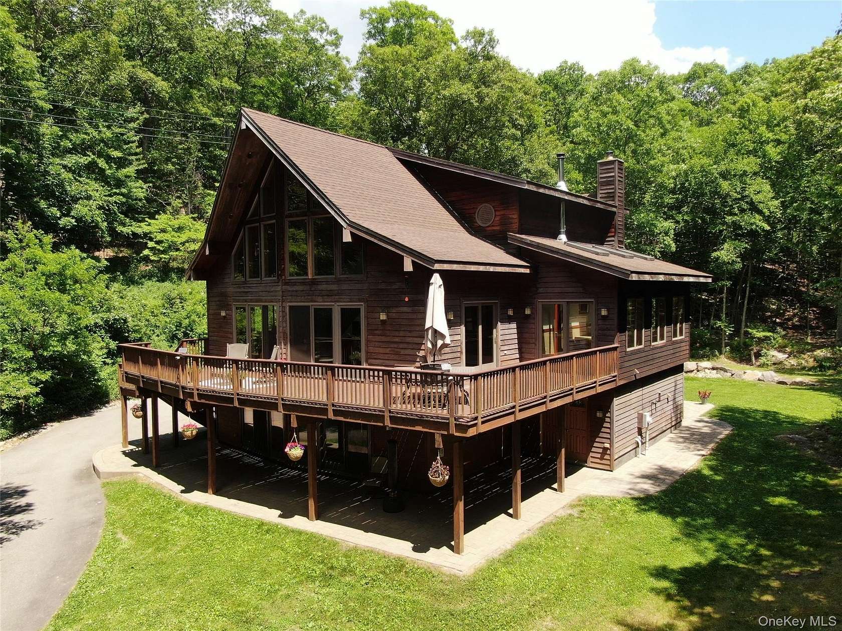 3.3 Acres of Land with Home for Sale in Putnam Valley, New York