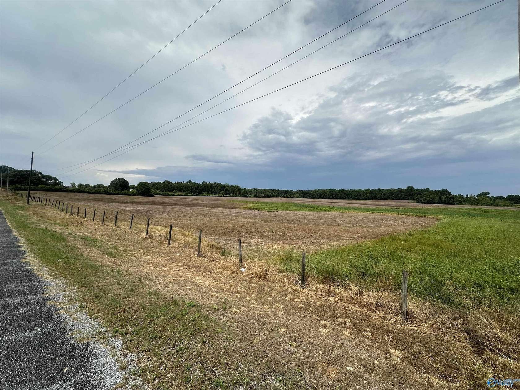 30 Acres of Agricultural Land for Sale in Fort Payne, Alabama