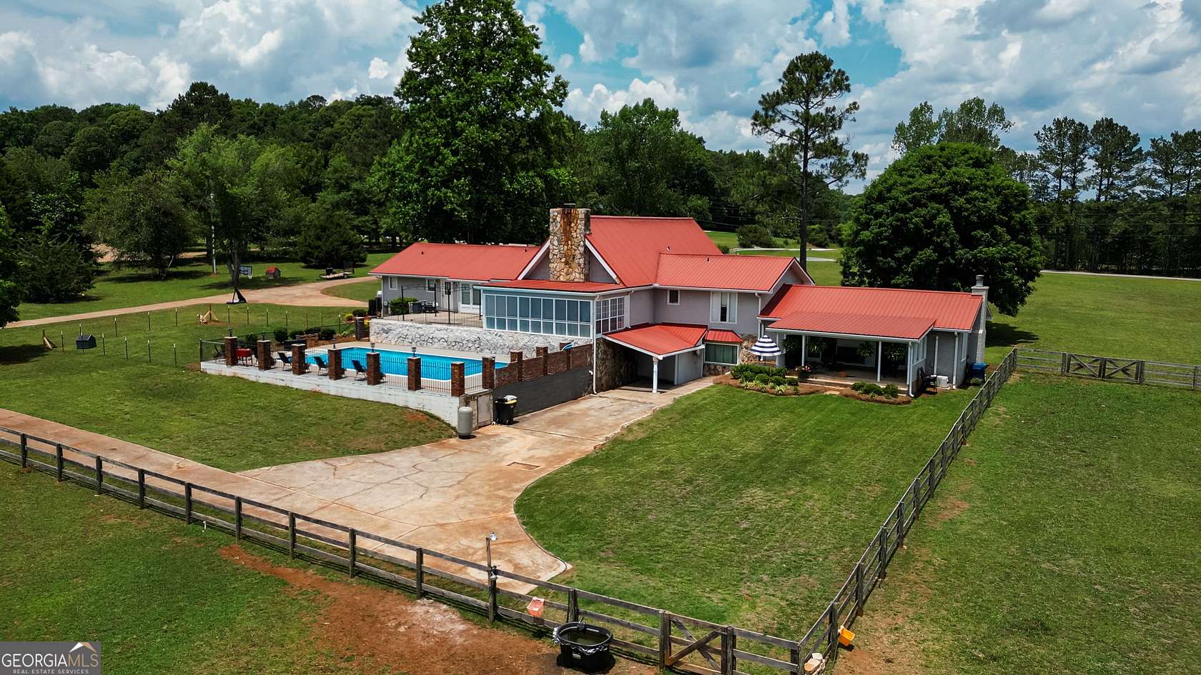 8.8 Acres of Land with Home for Sale in Fayetteville, Georgia