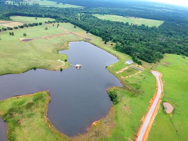 1 Acre of Residential Land for Sale in Hillister, Texas