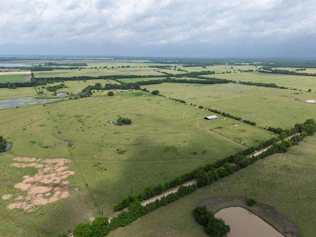 39.4 Acres of Recreational & Residential Land for Sale in Clarksville, Texas