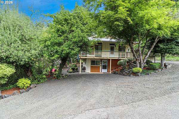 5 Acres of Land with Home for Sale in Springfield, Oregon