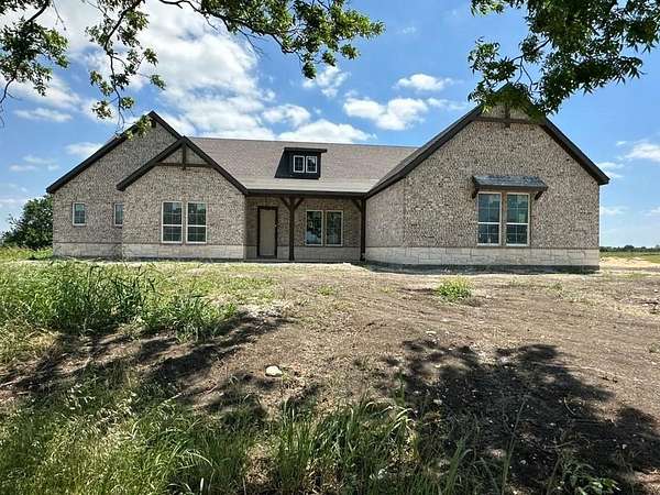2.74 Acres of Land with Home for Sale in Leonard, Texas