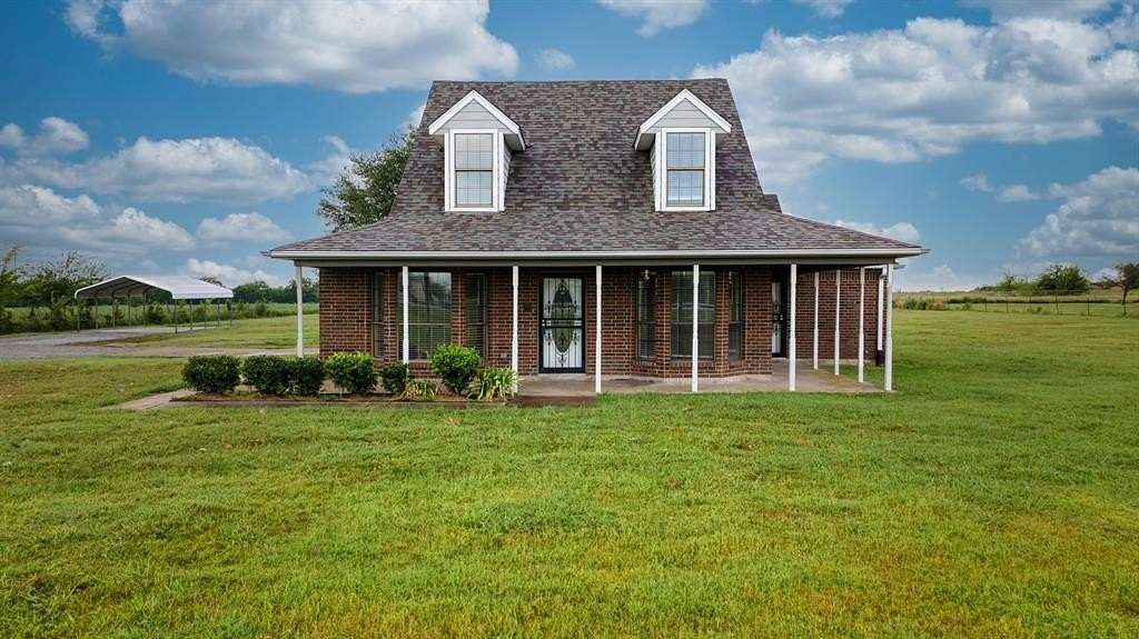 3.23 Acres of Land with Home for Sale in McLendon-Chisholm, Texas