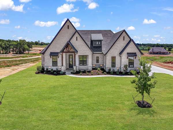 2 Acres of Land with Home for Sale in Decatur, Texas